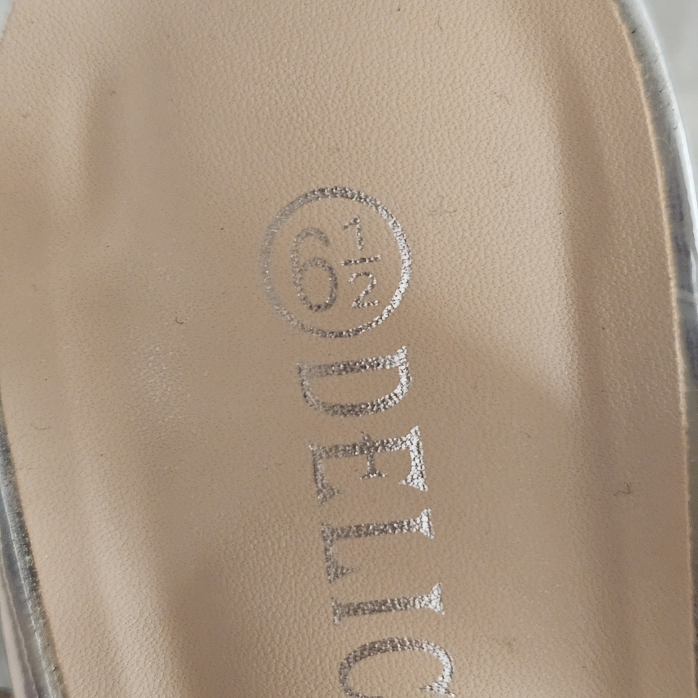 Delicacy Silver Glitter Block Heel Sandals - Picture 6 of 9